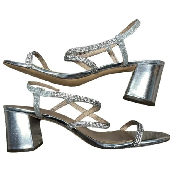 Silver L Miller Heels Size‎ 9 - Picture 2 of 9